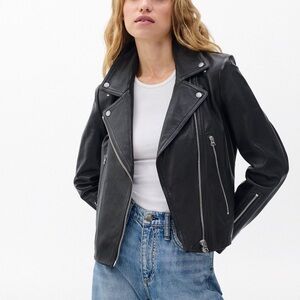 Rag and Bone leather jacket size 8 fits like a small